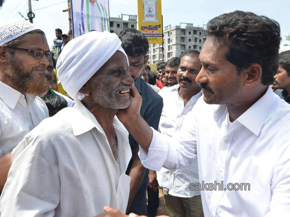 YS Jagan PrajaSankalpaYatra Day 215 Starts from Kovvada - Sakshi18