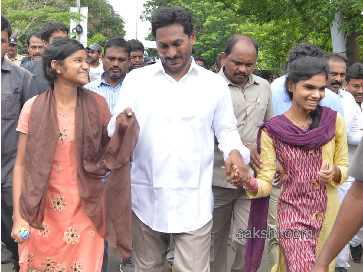 YS Jagan PrajaSankalpaYatra Day 216 Photo Gallery - Sakshi17