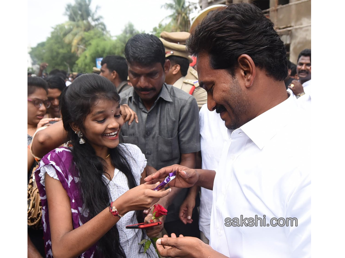 YS Jagan PrajaSankalpaYatra Day 216 Photo Gallery - Sakshi7