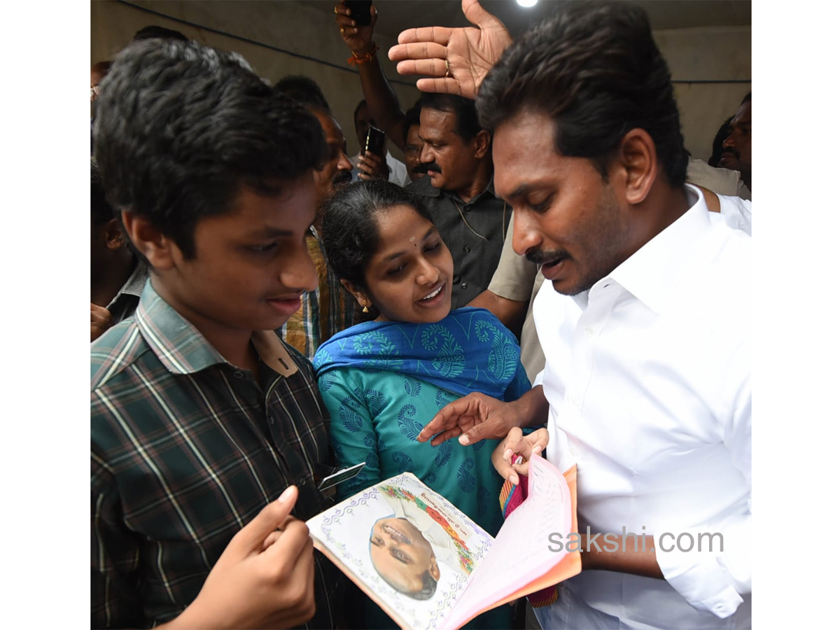 YS Jagan PrajaSankalpaYatra Day 216 Photo Gallery - Sakshi9