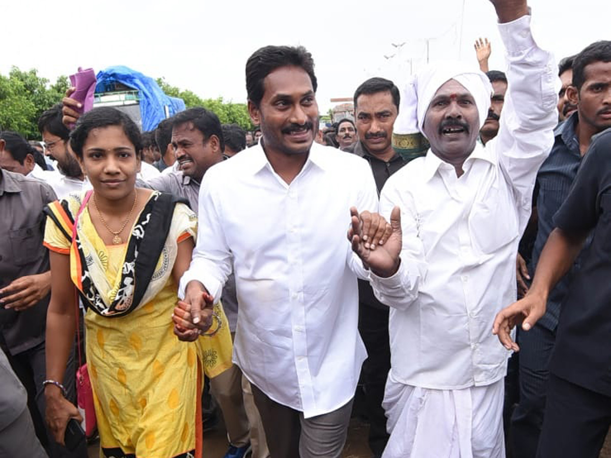 Ys Jagan Padayatra Photo Gallery - Sakshi18