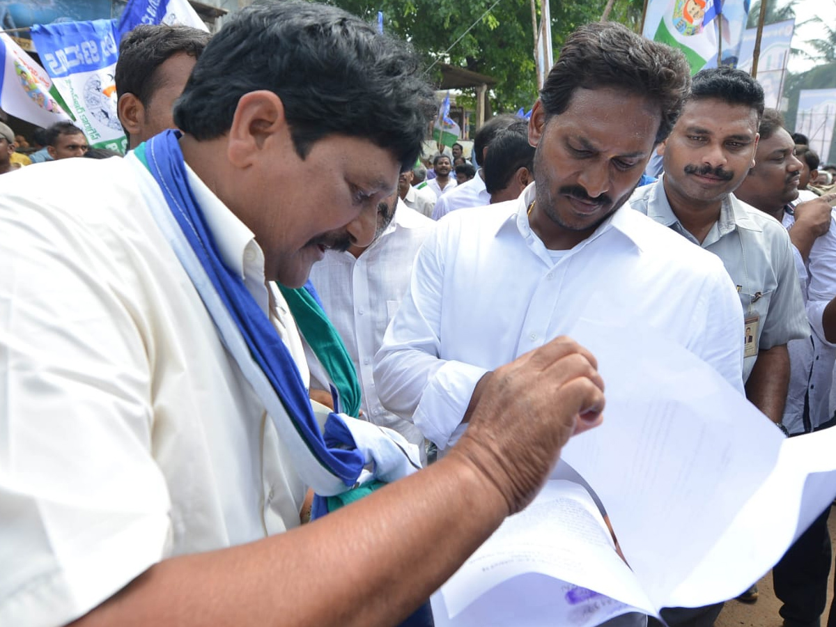 Ys Jagan Mohan Reddy Padayatra day 219 PHoto Gallery - Sakshi18