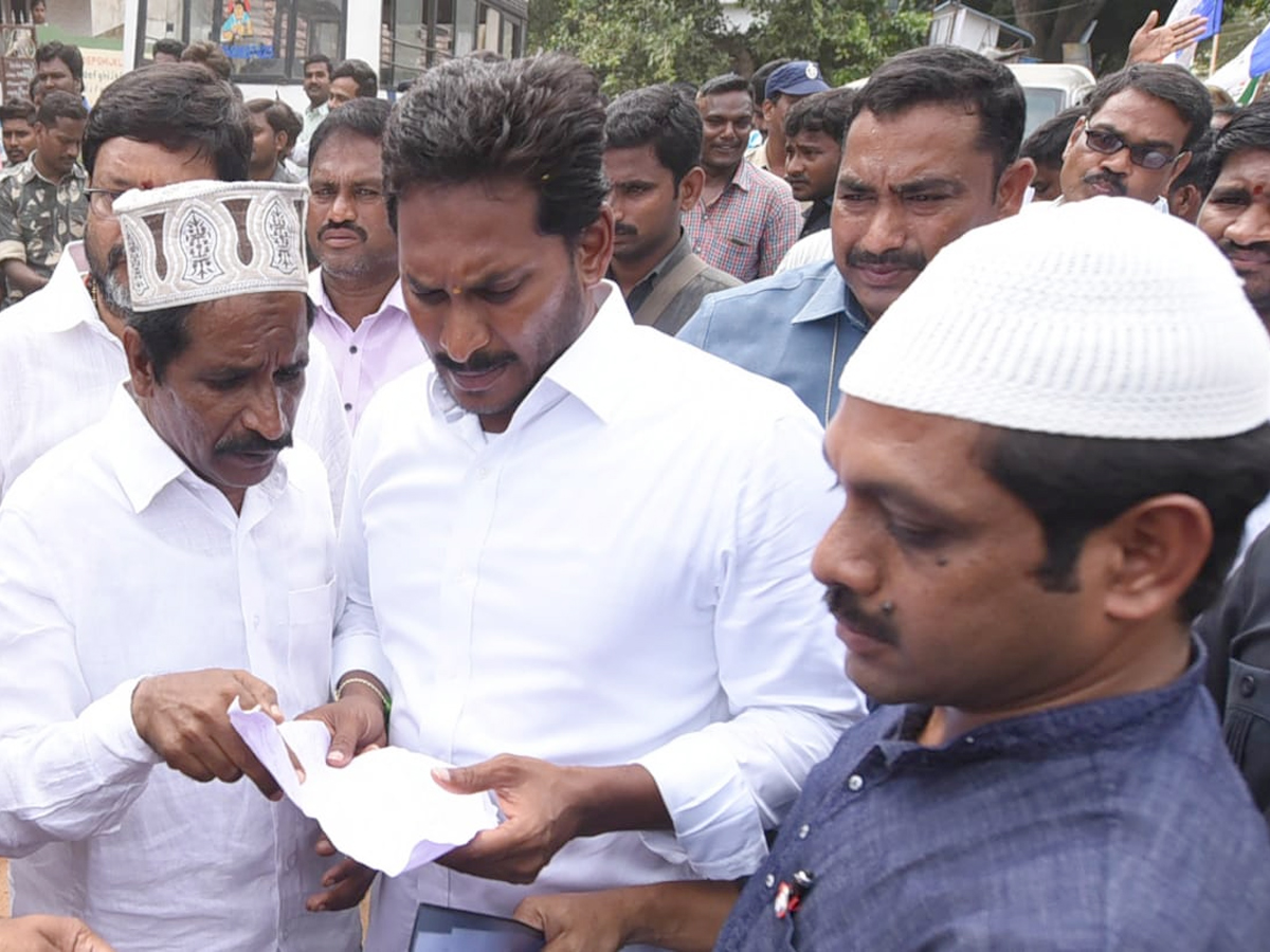 Ys Jagan Mohan Reddy Padayatra day 219 PHoto Gallery - Sakshi6