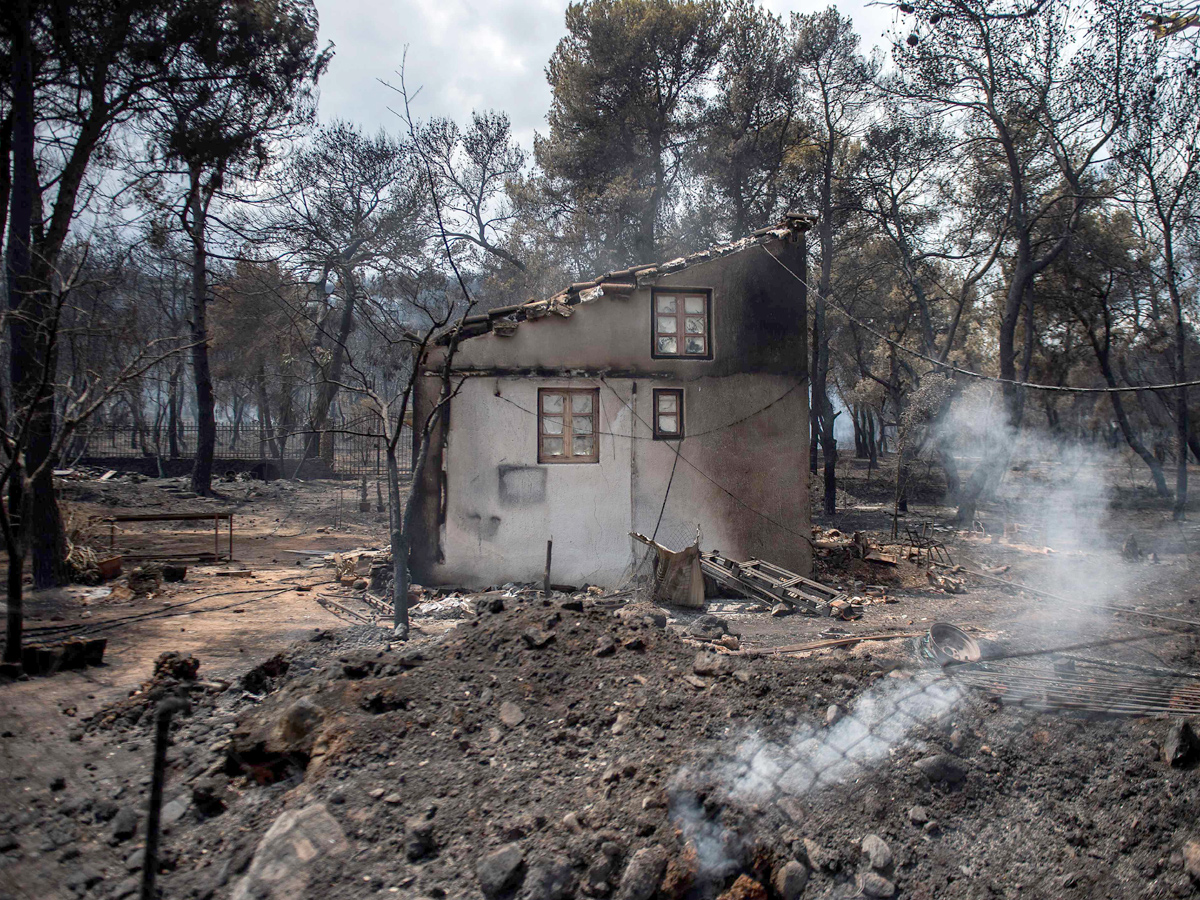 Greece wildfires: Dozens dead in Attica region Photo Gallery - Sakshi10