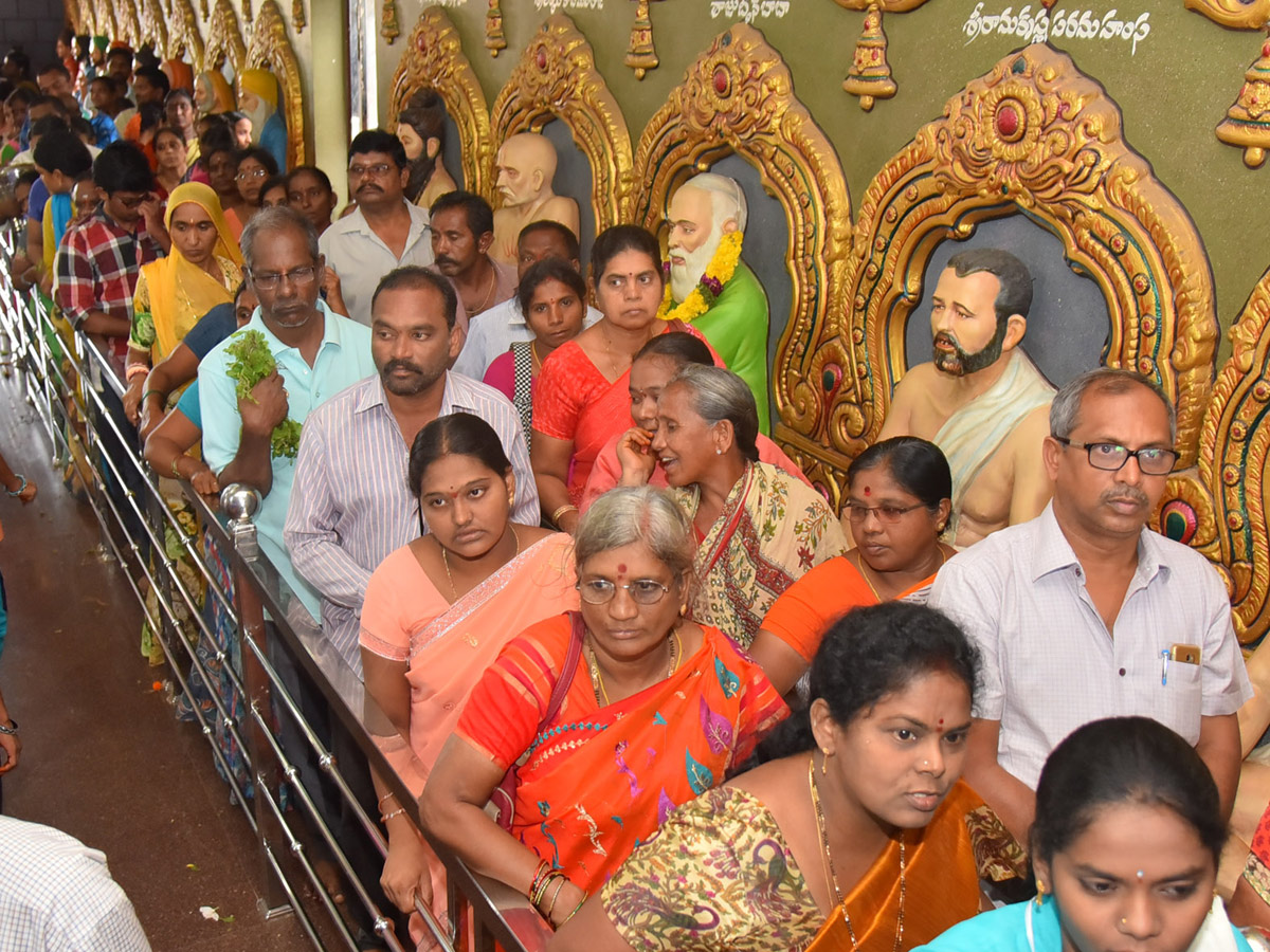 Guru Purnima in Andhra pradesh Photo Gallery - Sakshi20