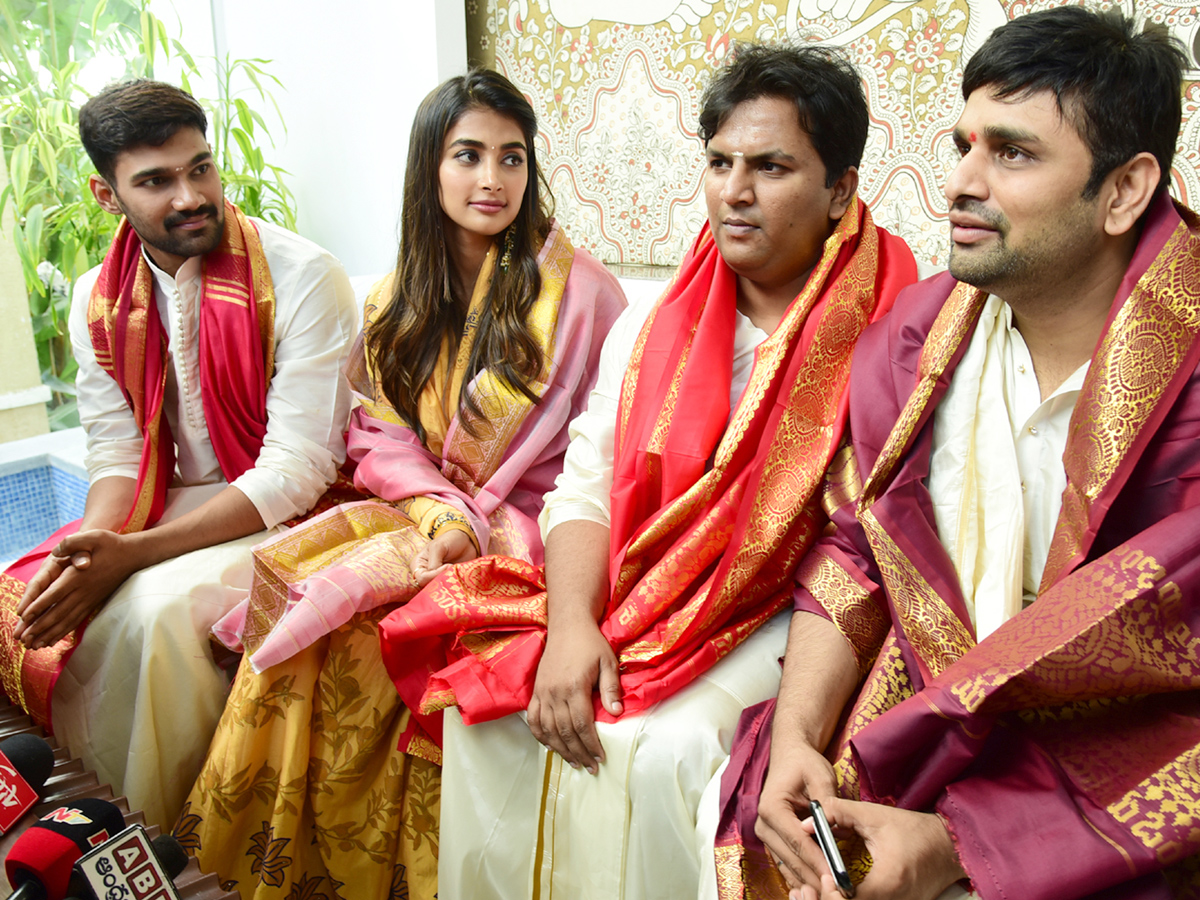 SaakshyamTeam At Tirumala - Sakshi4