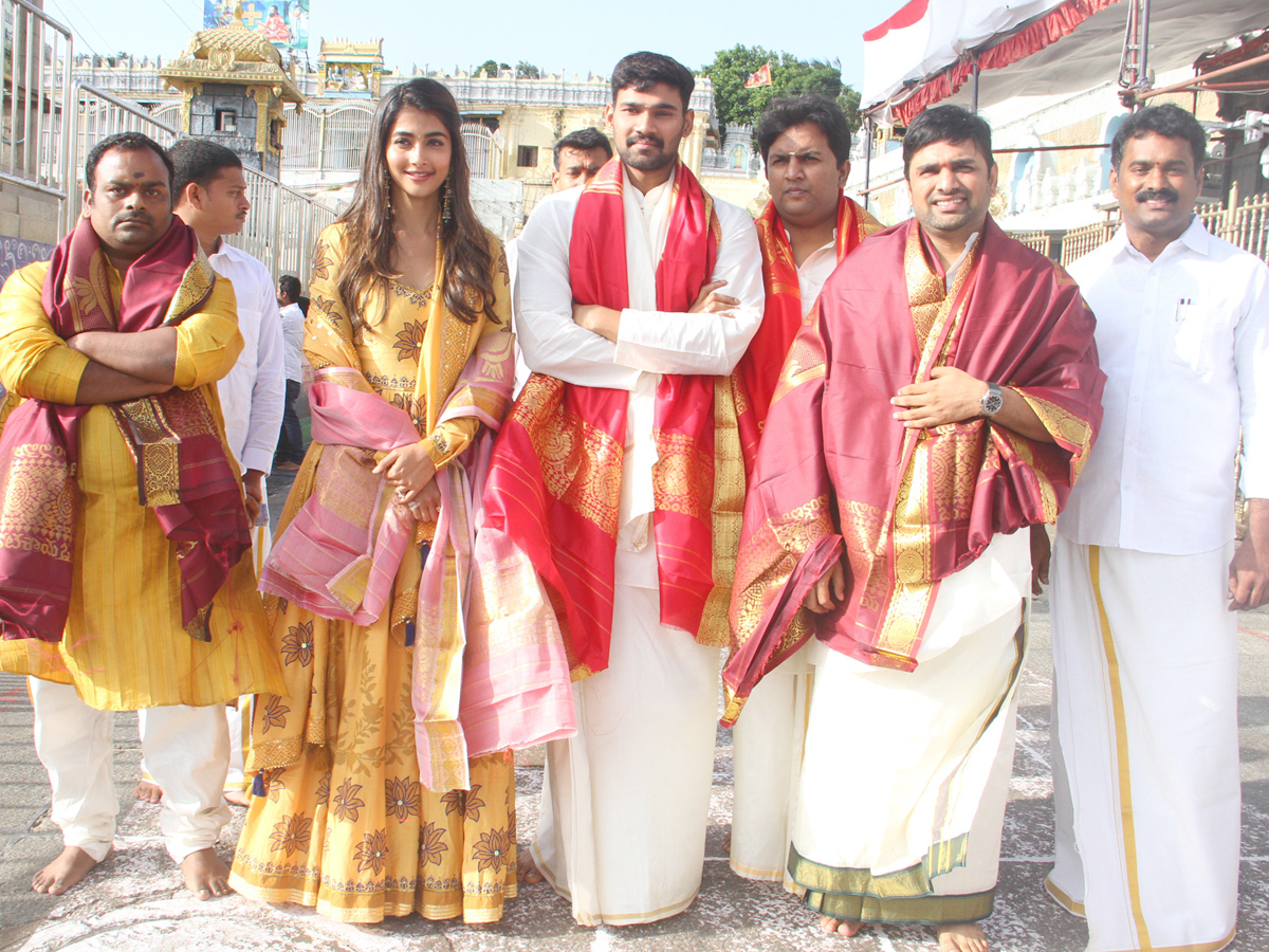 SaakshyamTeam At Tirumala - Sakshi5