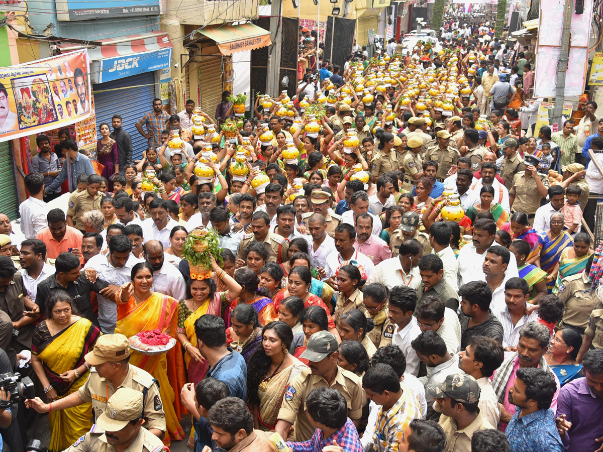 secunderabad bonalu 2018 - Sakshi25