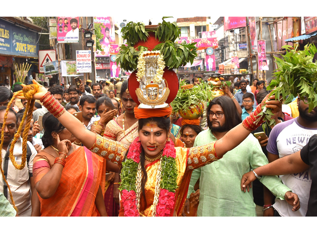 secunderabad bonalu 2018 - Sakshi31