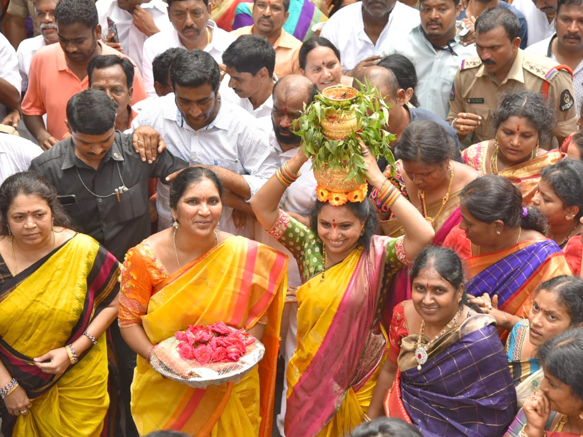 secunderabad bonalu 2018 - Sakshi1