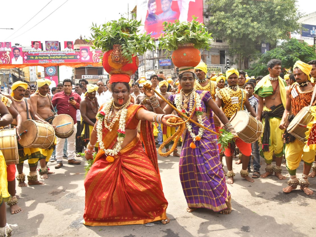 secunderabad bonalu 2018 - Sakshi9