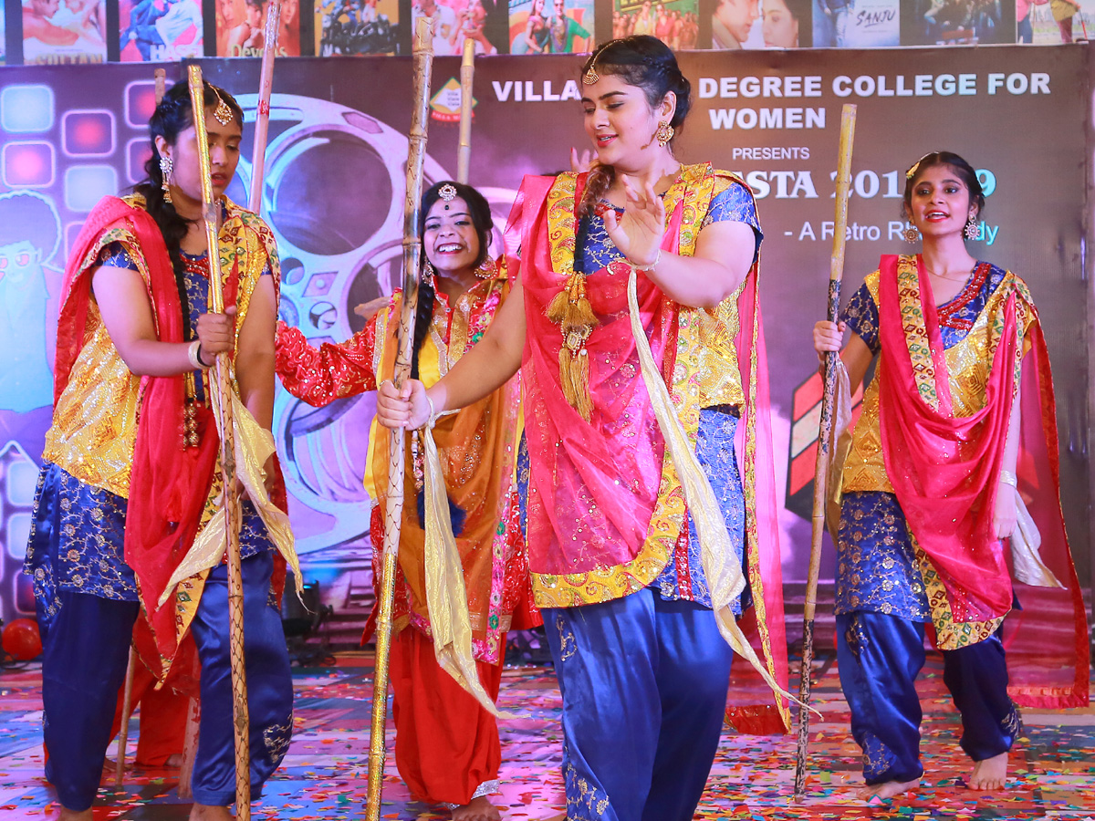 villa marie degree college freshers at classic gardens Photo Gallery - Sakshi13