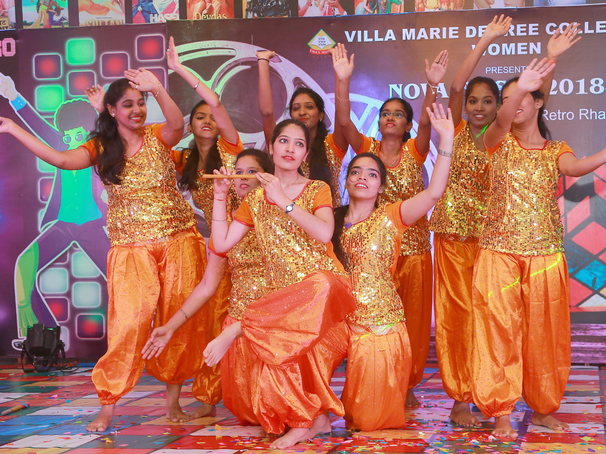 villa marie degree college freshers at classic gardens Photo Gallery - Sakshi14