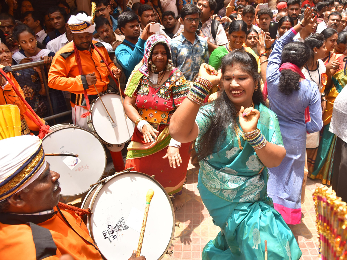 Ujjaini Mahankali Rangam Bhavishyavani 2018 Photo Gallery - Sakshi18