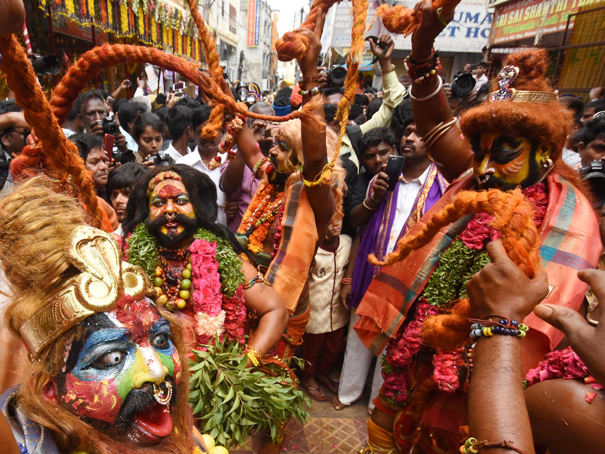 Ujjaini Mahankali Rangam Bhavishyavani 2018 Photo Gallery - Sakshi7