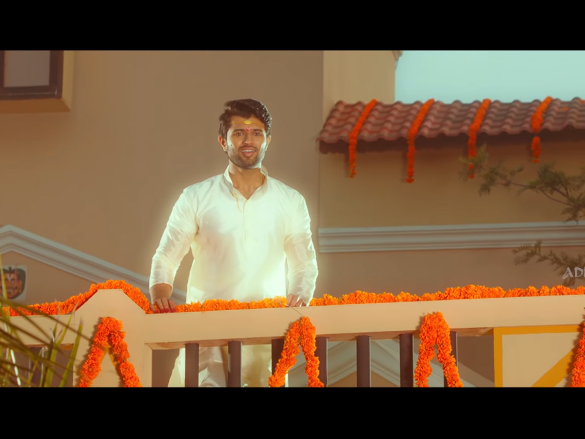 Vijay Devarakonda Geetha Govindam Movie Stills - Sakshi4