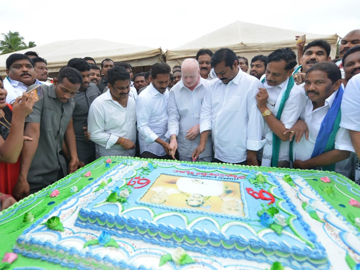 Ys Jagan Padayatra Photo Gallery - Sakshi13