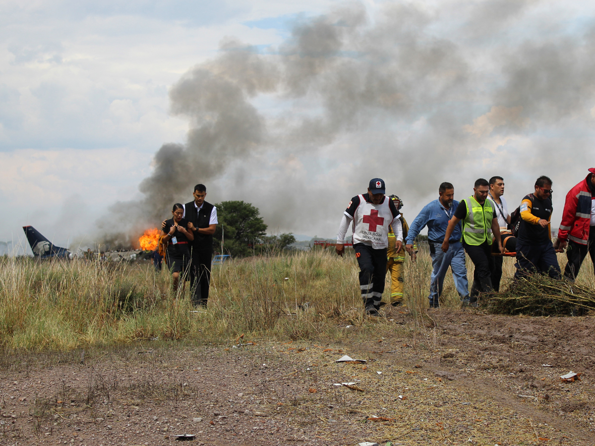 Aeromexico Plane Crashes in Mexico Photo Gallery - Sakshi4