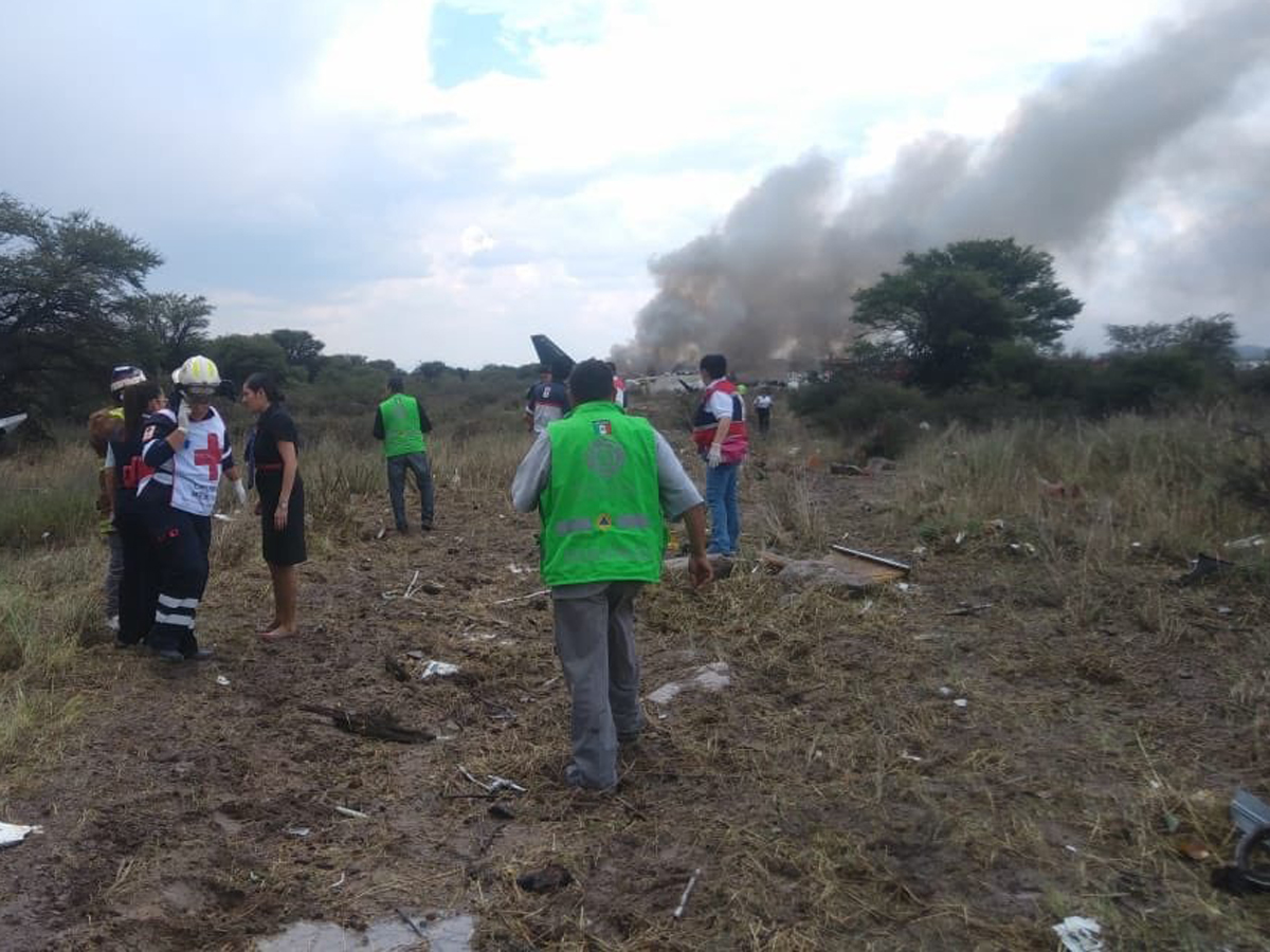 Aeromexico Plane Crashes in Mexico Photo Gallery - Sakshi5