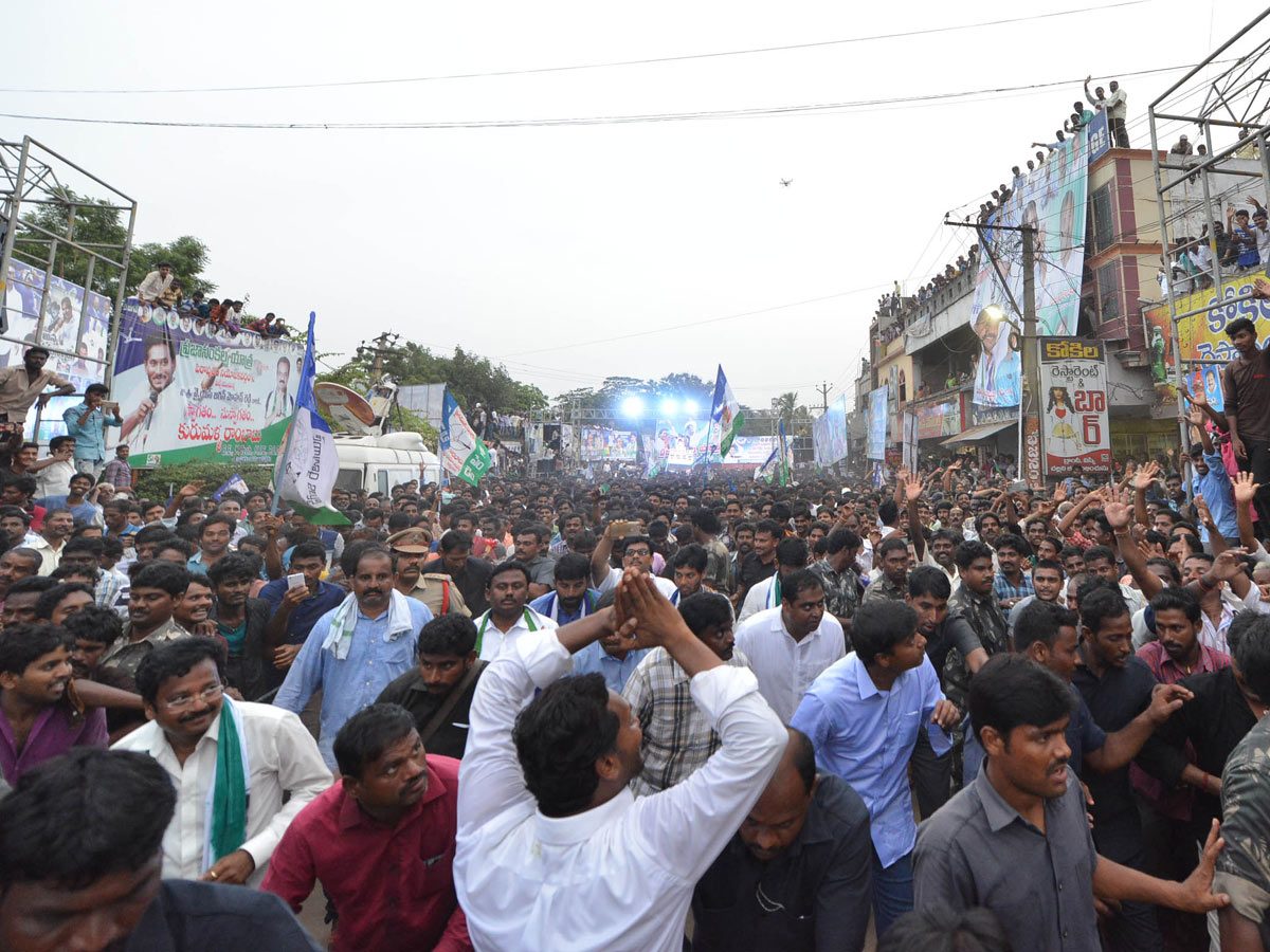 Ys Jagan Padayatra Photo Gallery - Sakshi16