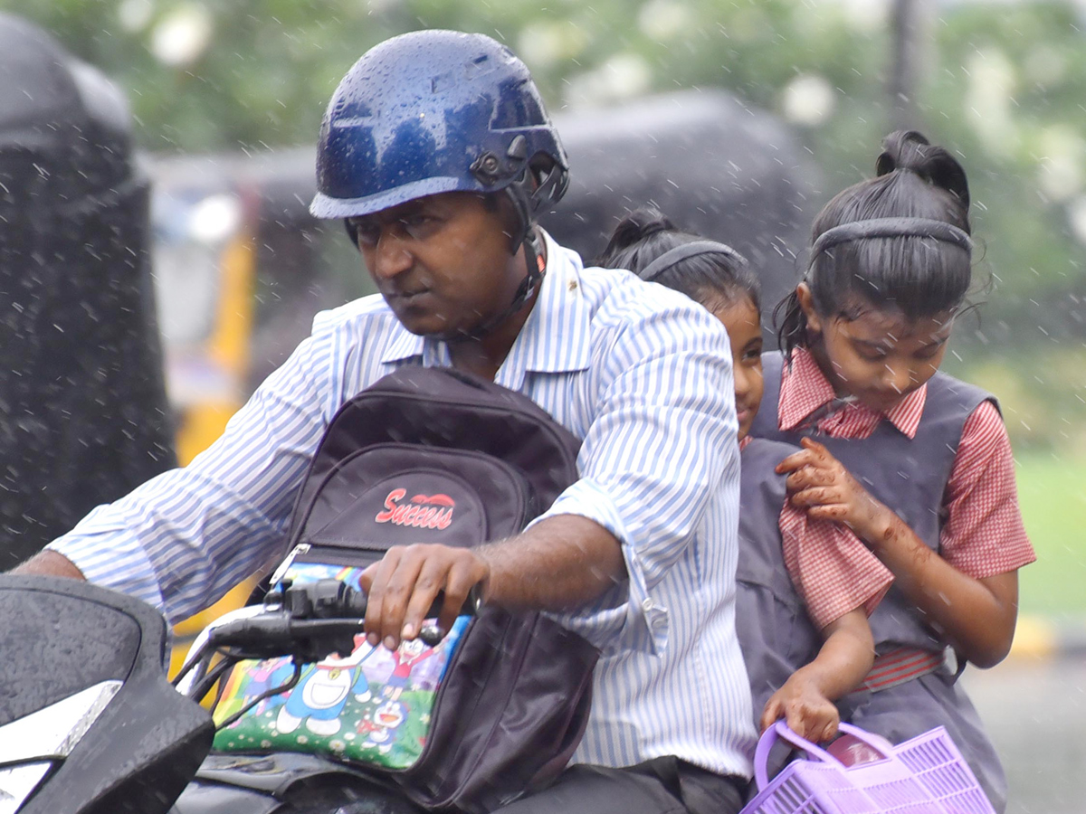 Heavy Rain in Hyderabad photo Gallery - Sakshi5