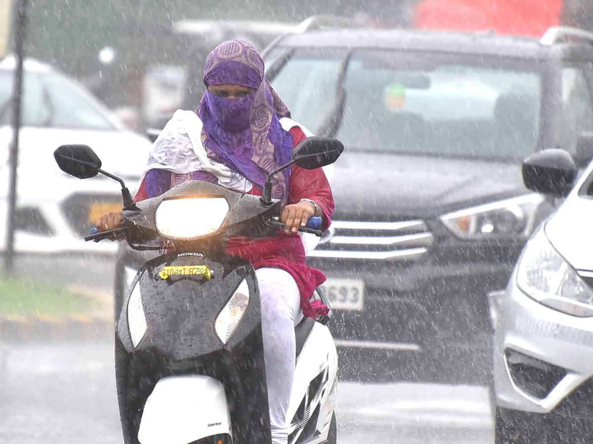 Heavy Rain in Hyderabad photo Gallery - Sakshi8