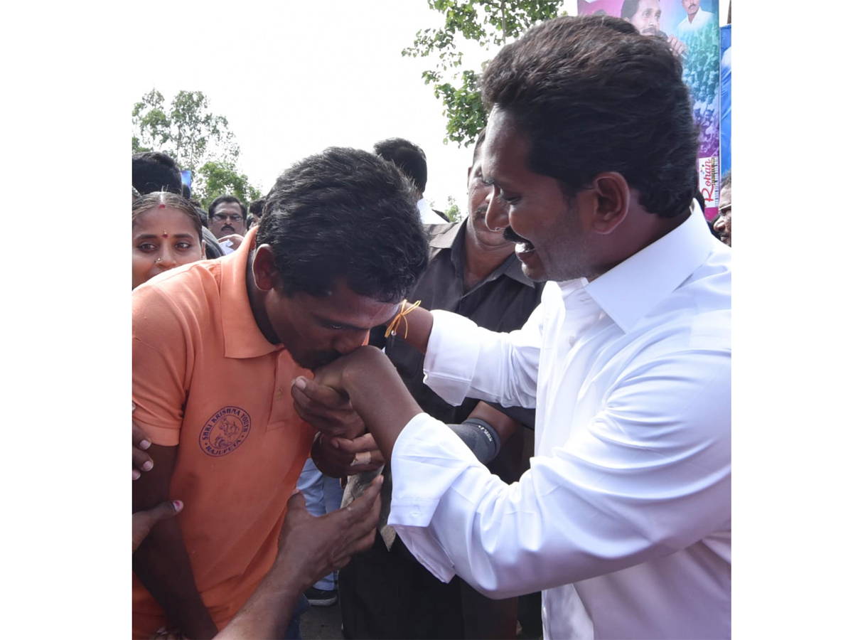 YS Jagan PrajaSankalpaYatra Day 234 Photo Gallery - Sakshi15