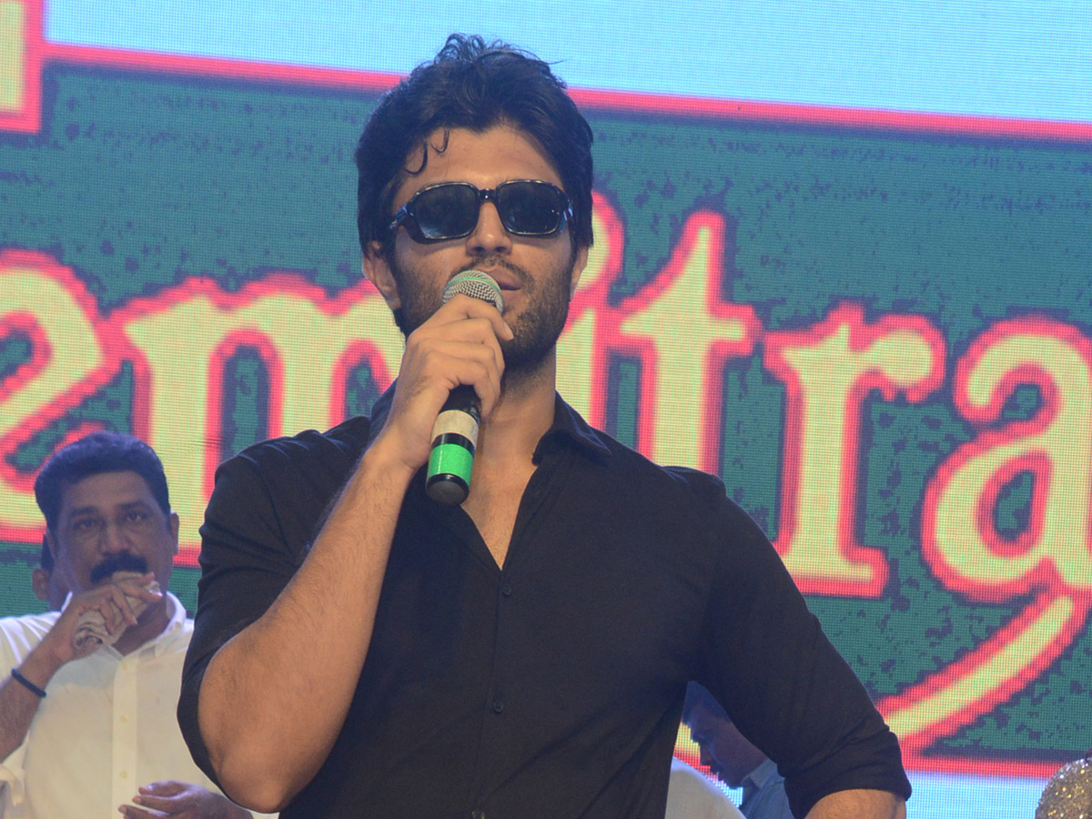 Geetha Govindam Pre Release Event Photo Gallery - Sakshi9