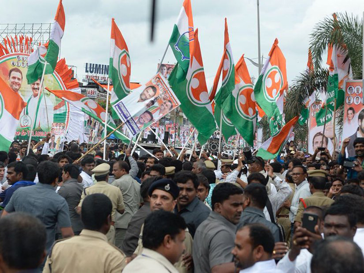 Congress President Rahul Gandhi Visit to Hyderabad Photo Gallery - Sakshi10