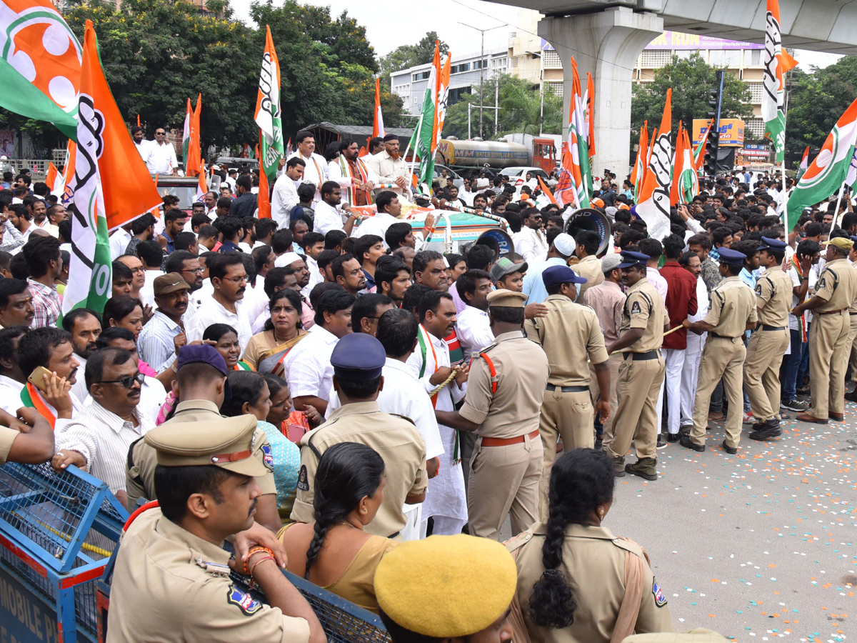 Congress Public Meeting at Saroornagar Stadium Photo Gallery - Sakshi19