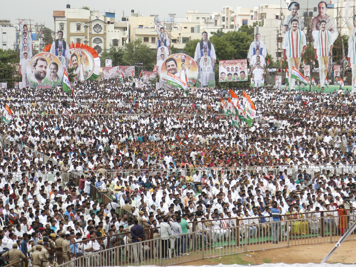 Congress Public Meeting at Saroornagar Stadium Photo Gallery - Sakshi7