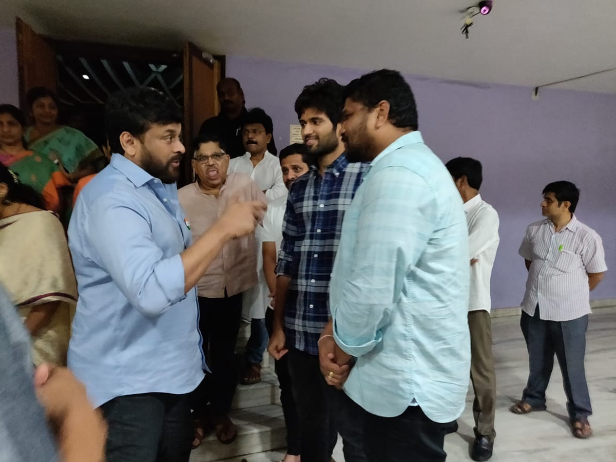 Chiranjeevi watched Geetha Govindam Movie Photo Gallery - Sakshi4