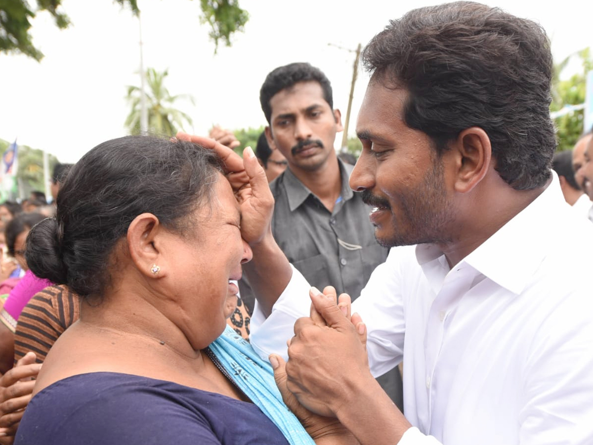 ys jagan prajasankalpayatra day 239 Photo Gallery - Sakshi10