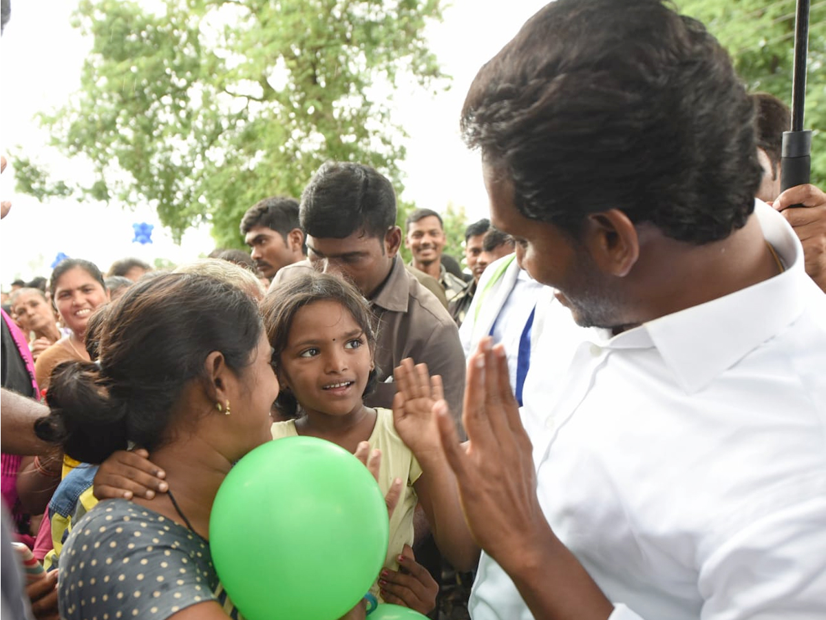 ys jagan prajasankalpayatra day 240 Photo Gallery - Sakshi8