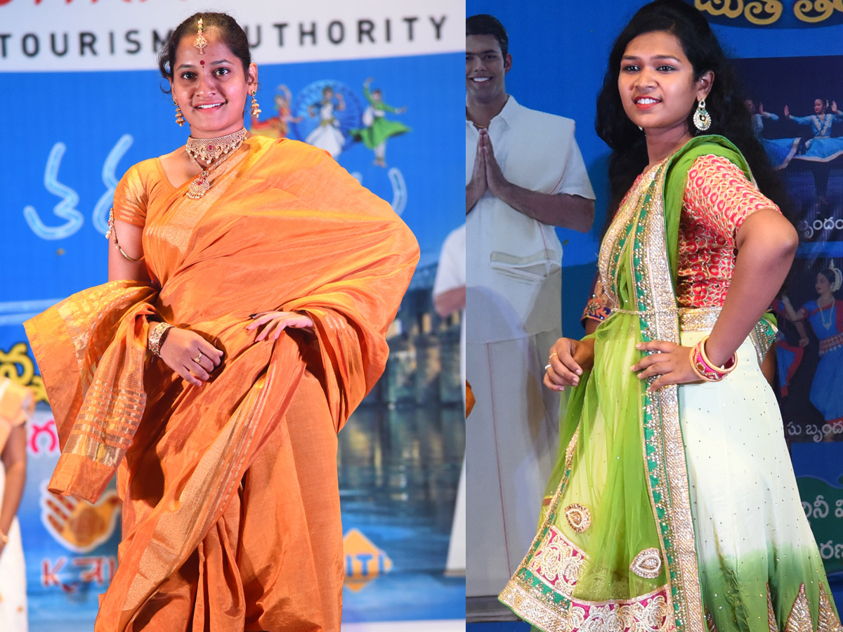 Traditional Fashion Show IN Guntur Photo Gallery - Sakshi12