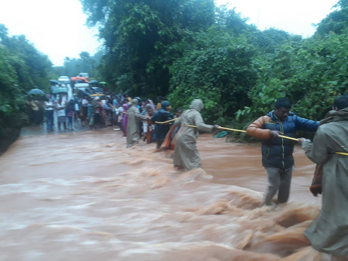 Heavy Rain in Andhra Pradesh - Sakshi11