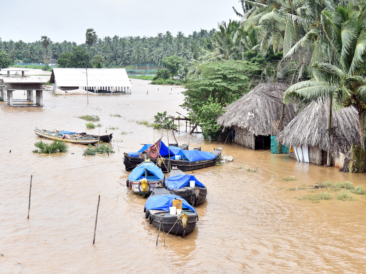 Heavy Rain in Andhra Pradesh - Sakshi2