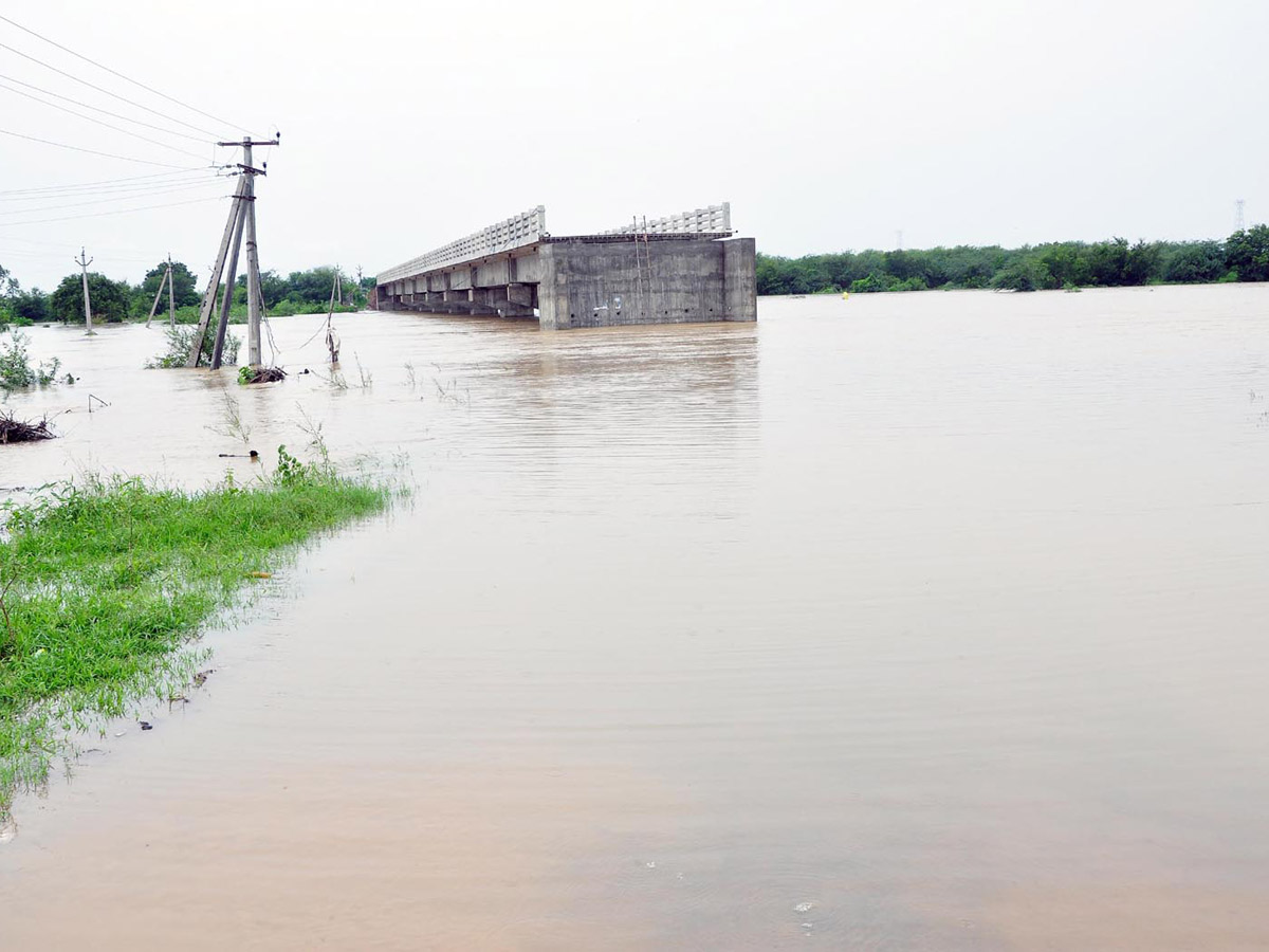 Heavy Rain in Andhra Pradesh - Sakshi33