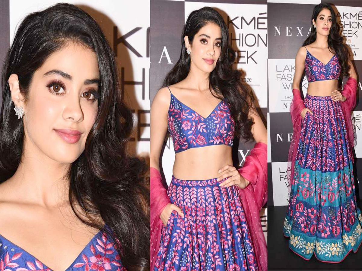 Lakme Fasion Week in Mumbai Photo Gallery - Sakshi22