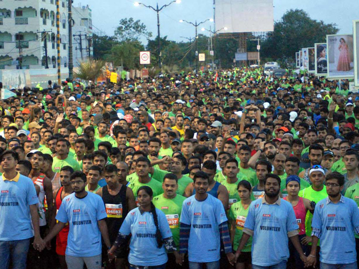 Airtel Hyderabad Marathon 2018 Photo Gallery - Sakshi18