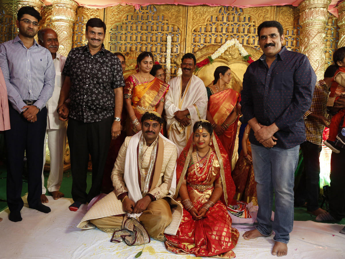 RX 100 Director Ajay Bhupathi Wedding Photo Gallery - Sakshi12