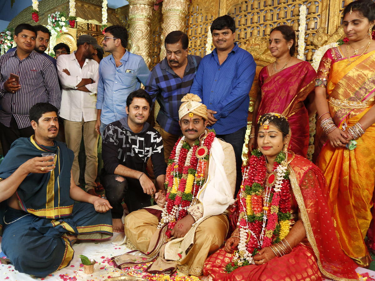 RX 100 Director Ajay Bhupathi Wedding Photo Gallery - Sakshi8