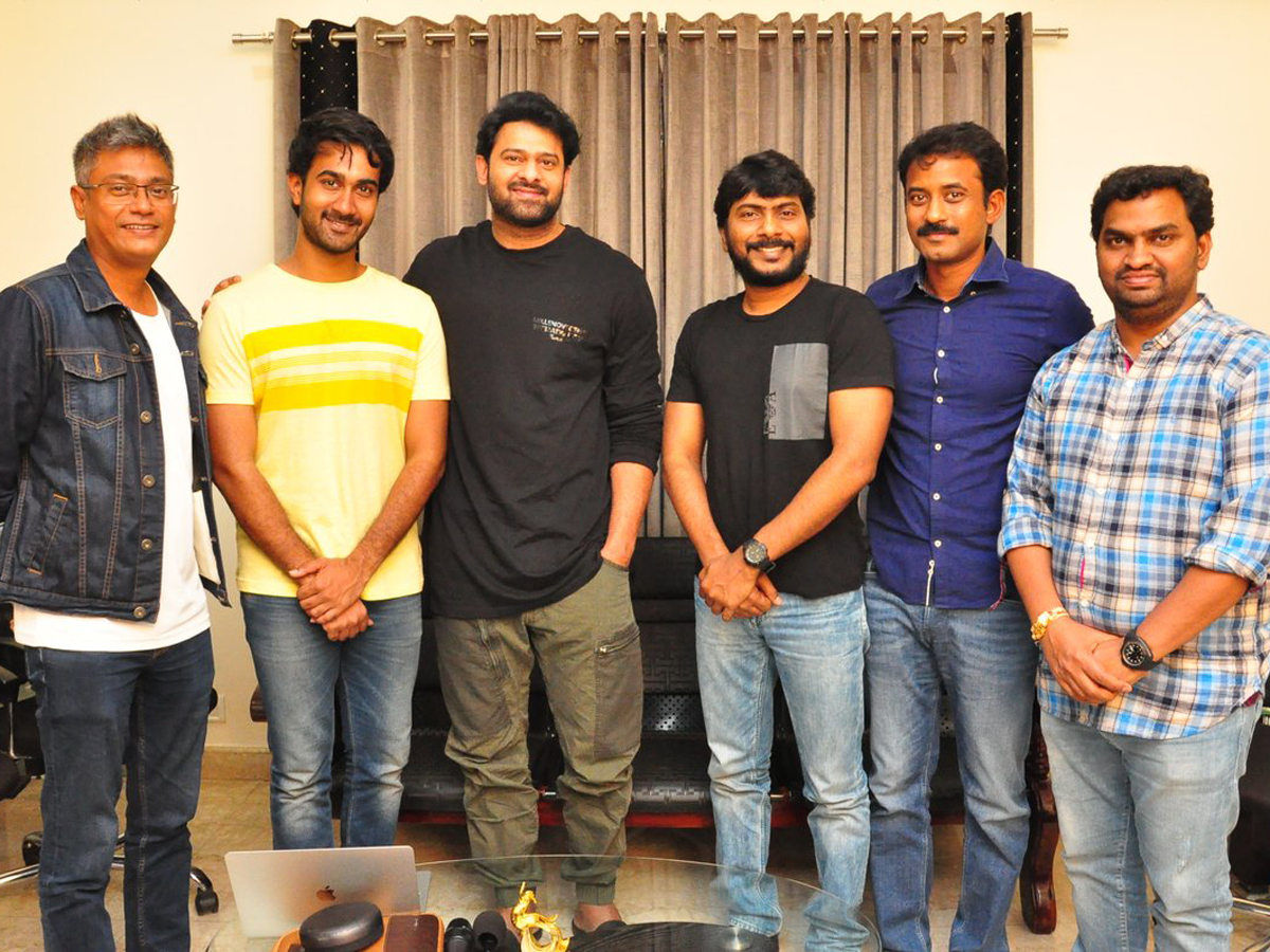 Prabhas Appreciated Paper Boy Team Photo Gallery - Sakshi2