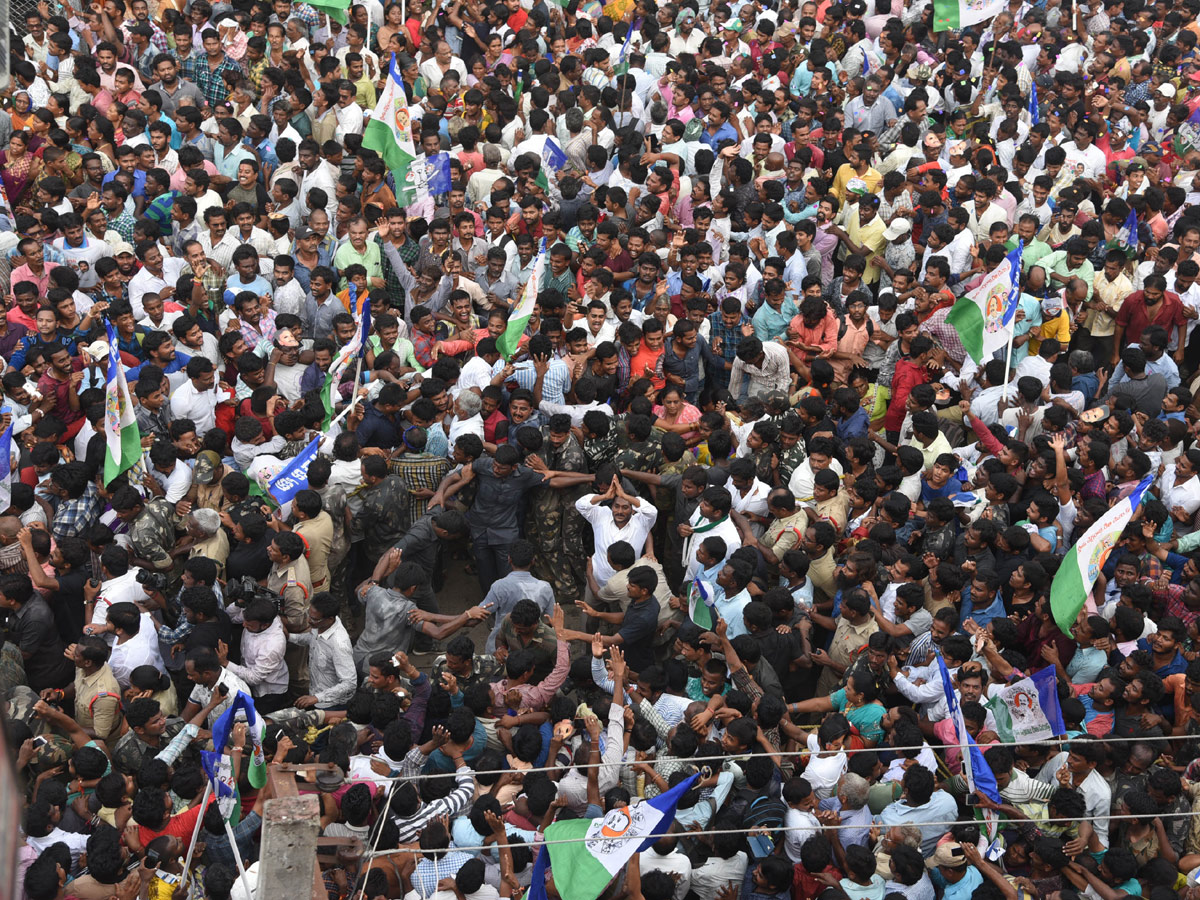 YS jagan padayatra photo gallery - Sakshi5