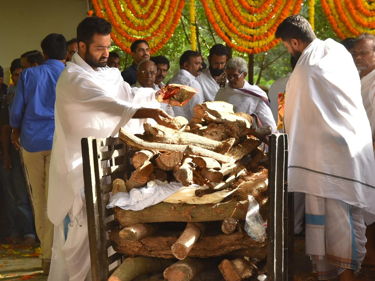 Nandamuri Harikrishna Funerals Completed Photo Gallery - Sakshi17