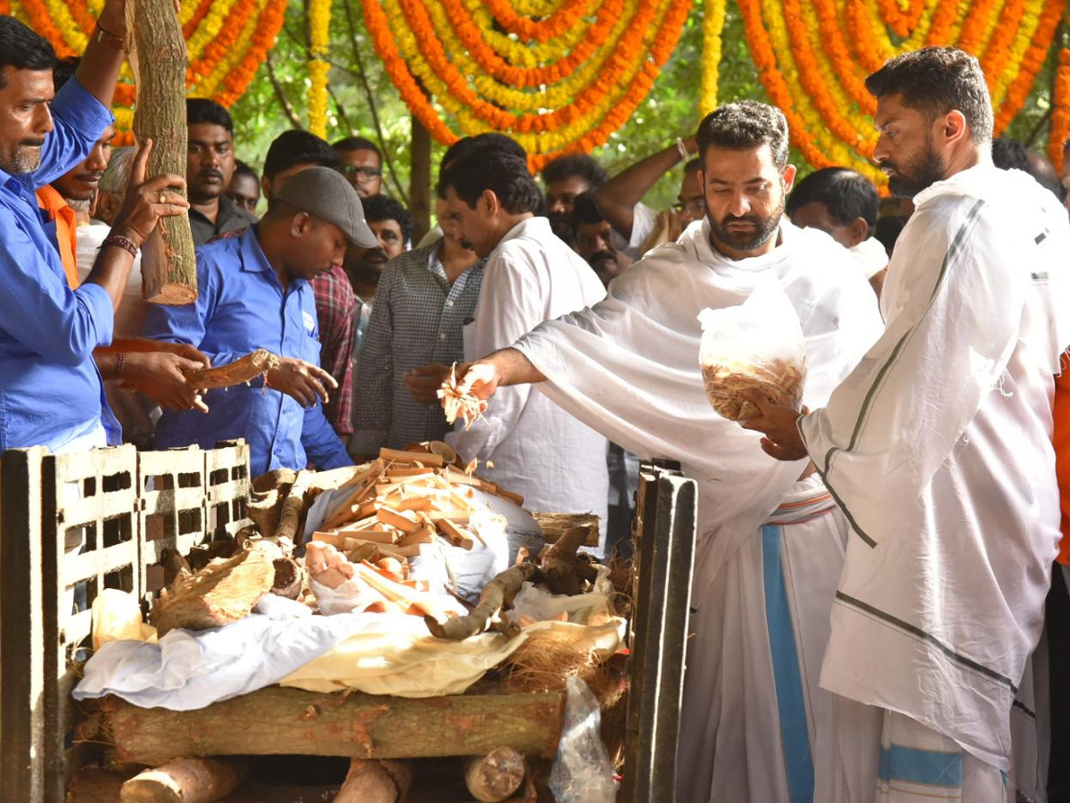 Nandamuri Harikrishna Funerals Completed Photo Gallery - Sakshi2