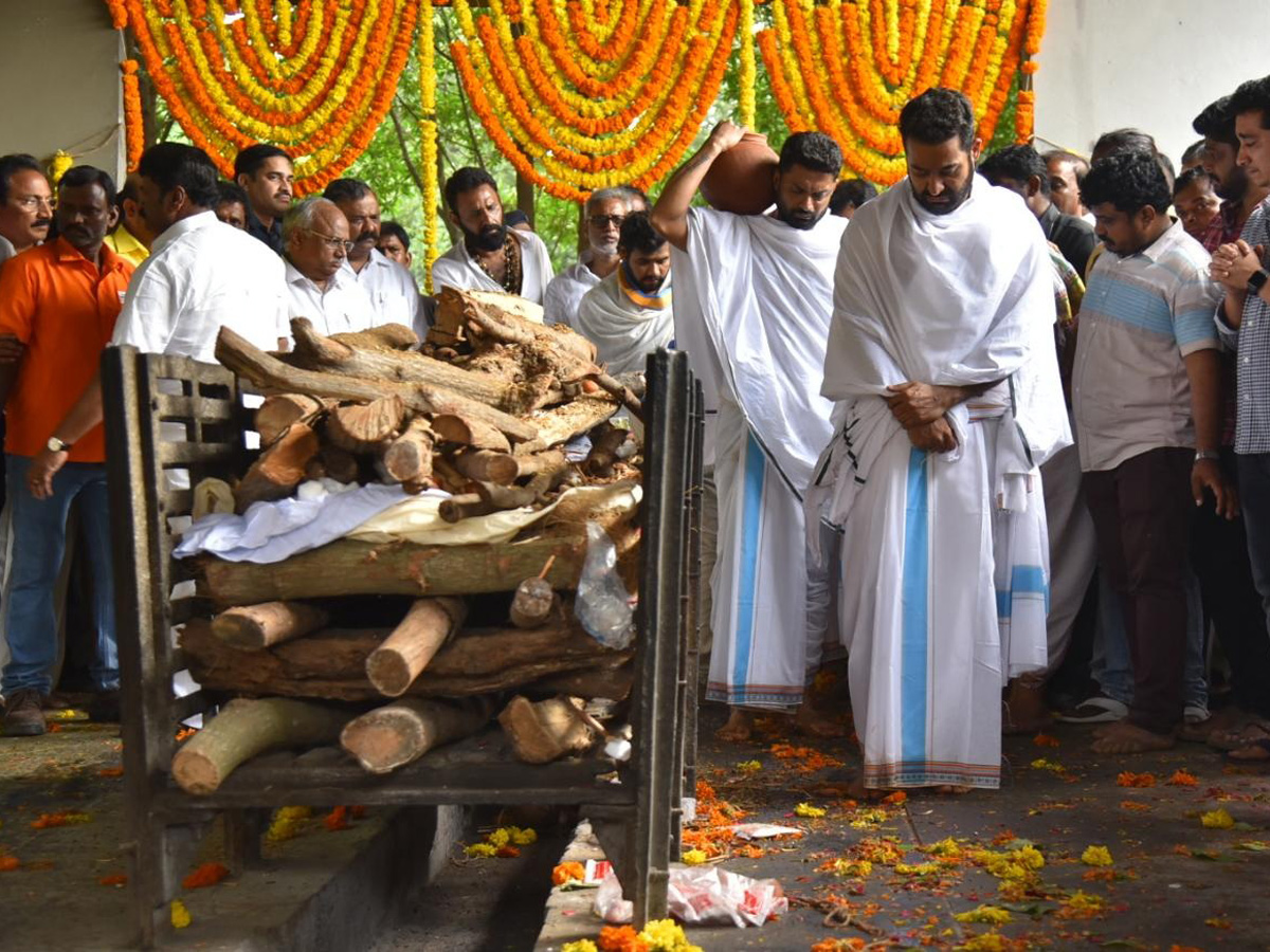 Nandamuri Harikrishna Funerals Completed Photo Gallery - Sakshi4