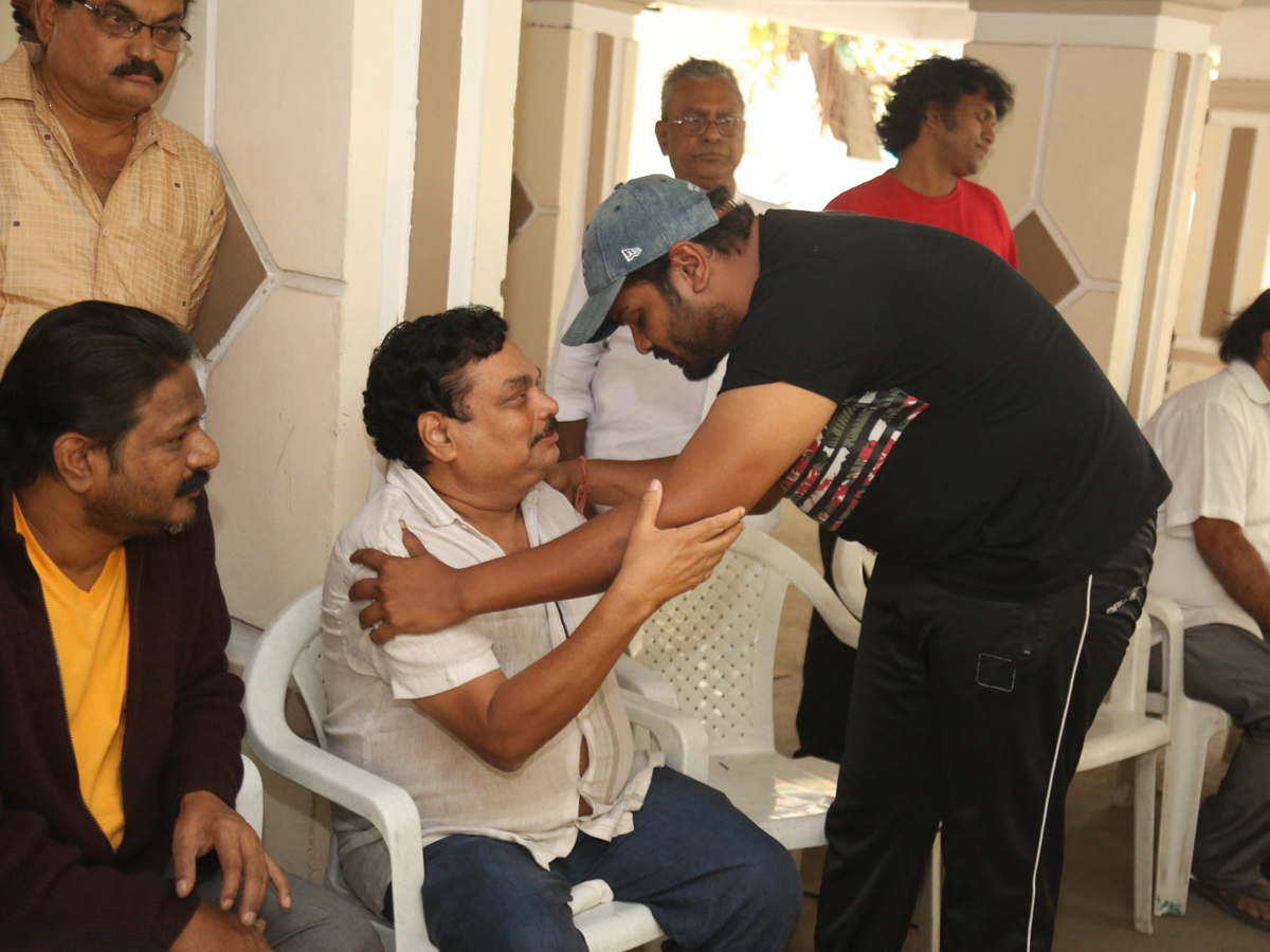 Mahesh babu Condolence Director B jaya Photo Gallery - Sakshi21