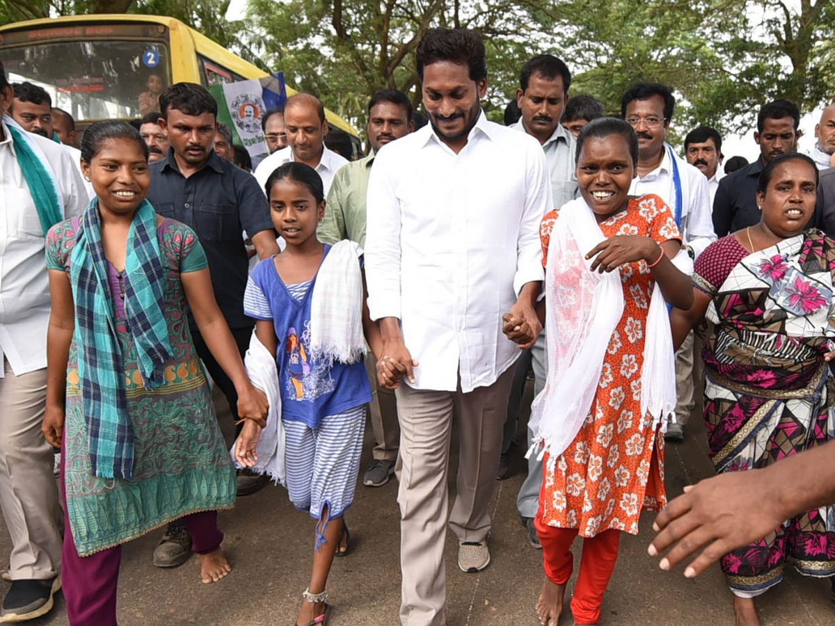 Ys Jagan Padayatra Photo Gallery - Sakshi3