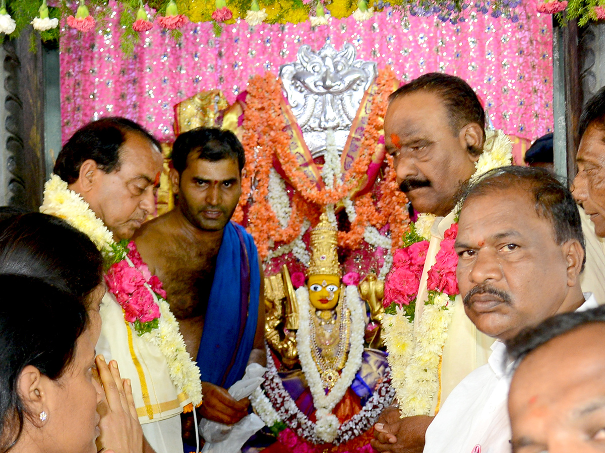 Lal Darwaza Bonalu Celebrations Photo Gallery - Sakshi14